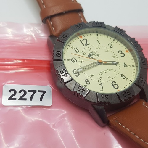 Bass Pro Shops Quartz Analog Watch Water Resistant 30m Fast Shipping NEW BATTERY - Picture 9 of 9