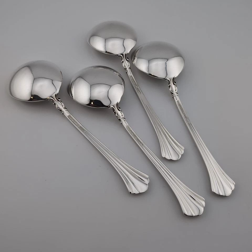 Cucharas sopera crema esterlina Reed & Barton siglo XVIII - 6" - Juego de 4 Foto 2 de 3