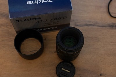 Tokina AT-X PRO D  M 100mm F2,8 Macro für Canon EF Objektiv