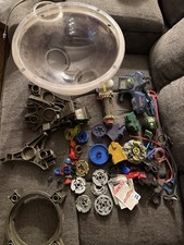 Beyblade Huge Lot Of Launchers And Metal Beyblades And Battle Dome Tomy Hasbro