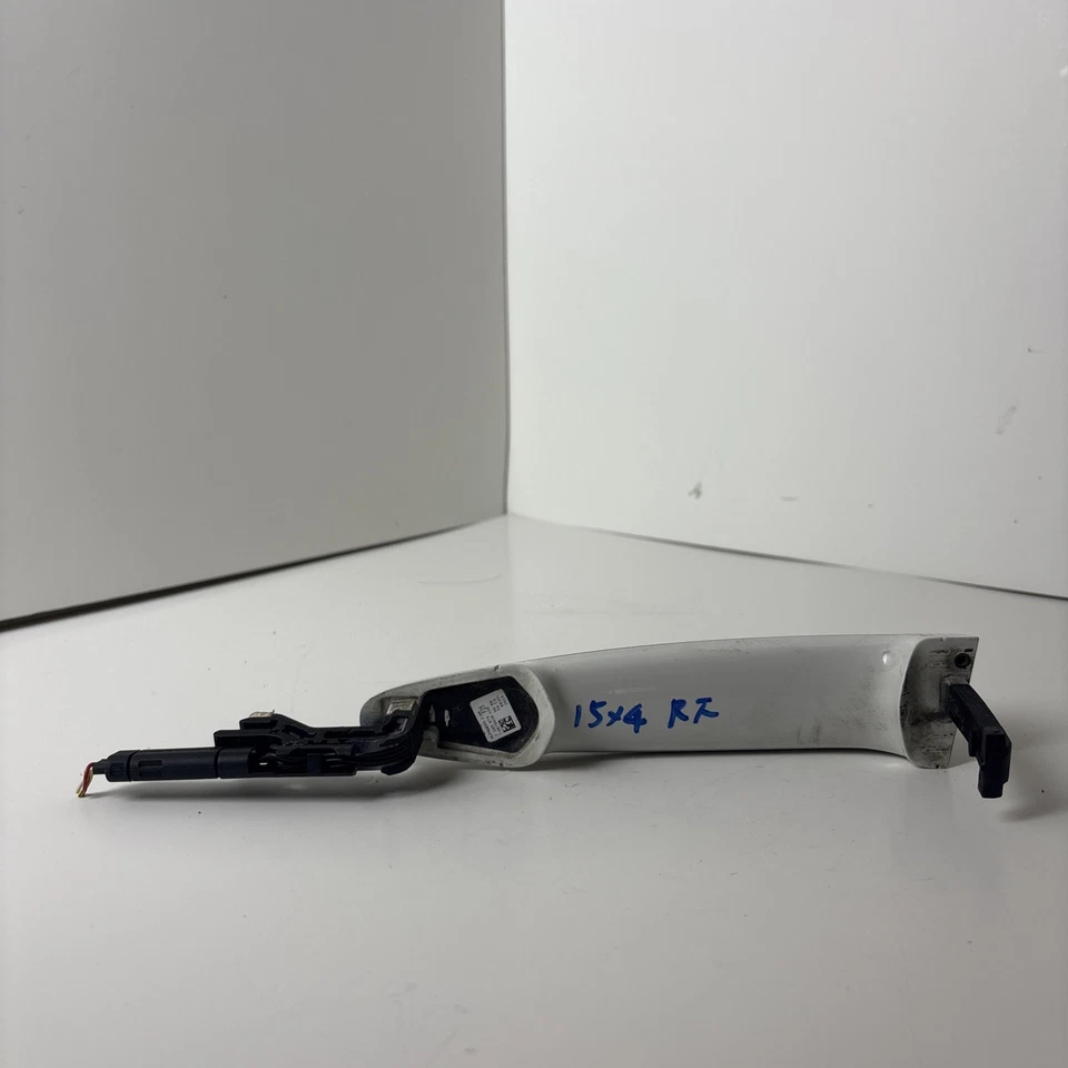 BMW X4 2015 manija del panel de la puerta exterior delantera izquierda blanca OEM Foto 2 de 4