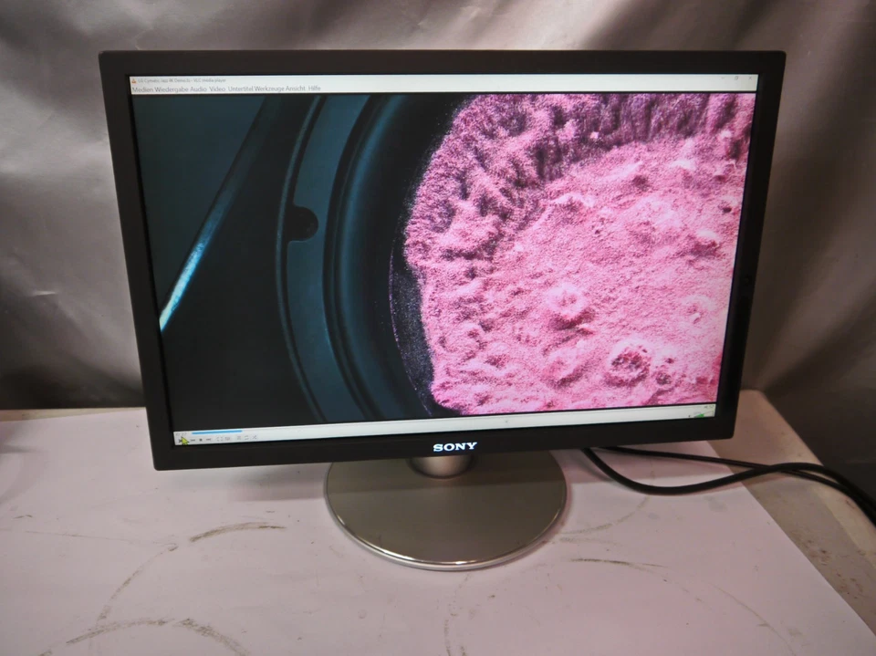 Sony SDM-P234 23” HD Display Monitor jh - Bild 2 von 4