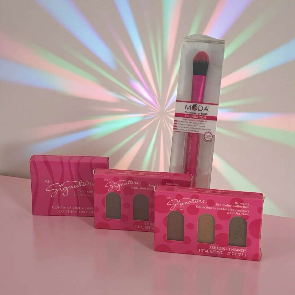 MARY KAY Signature Color Compact 2502 Unfilled with 6 Signature Eye Colors Boxed - Image 3 of 4