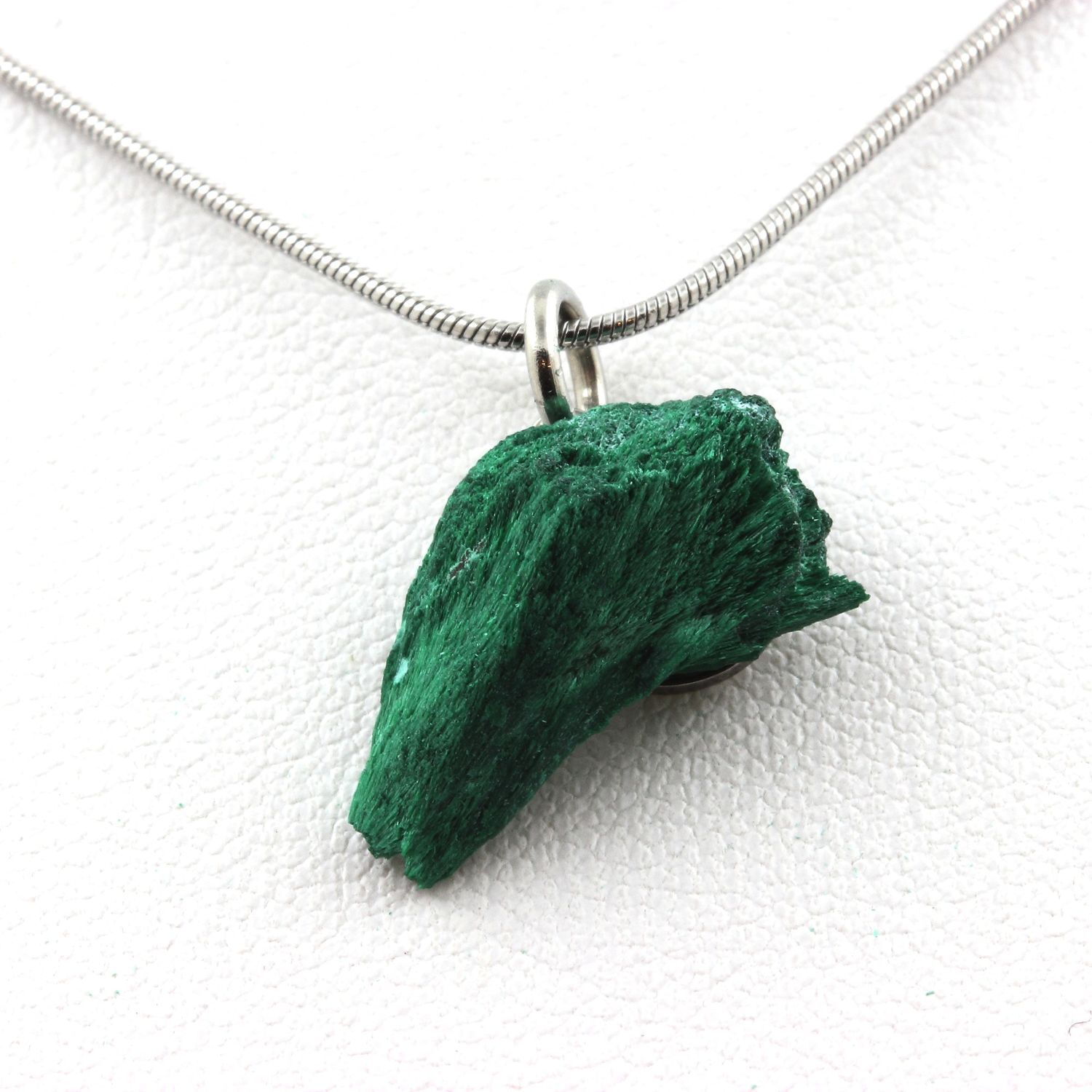 Pendentif Malachite brute 10.70 ct Kipushi Mine Haut-Katanga minéraux de collection