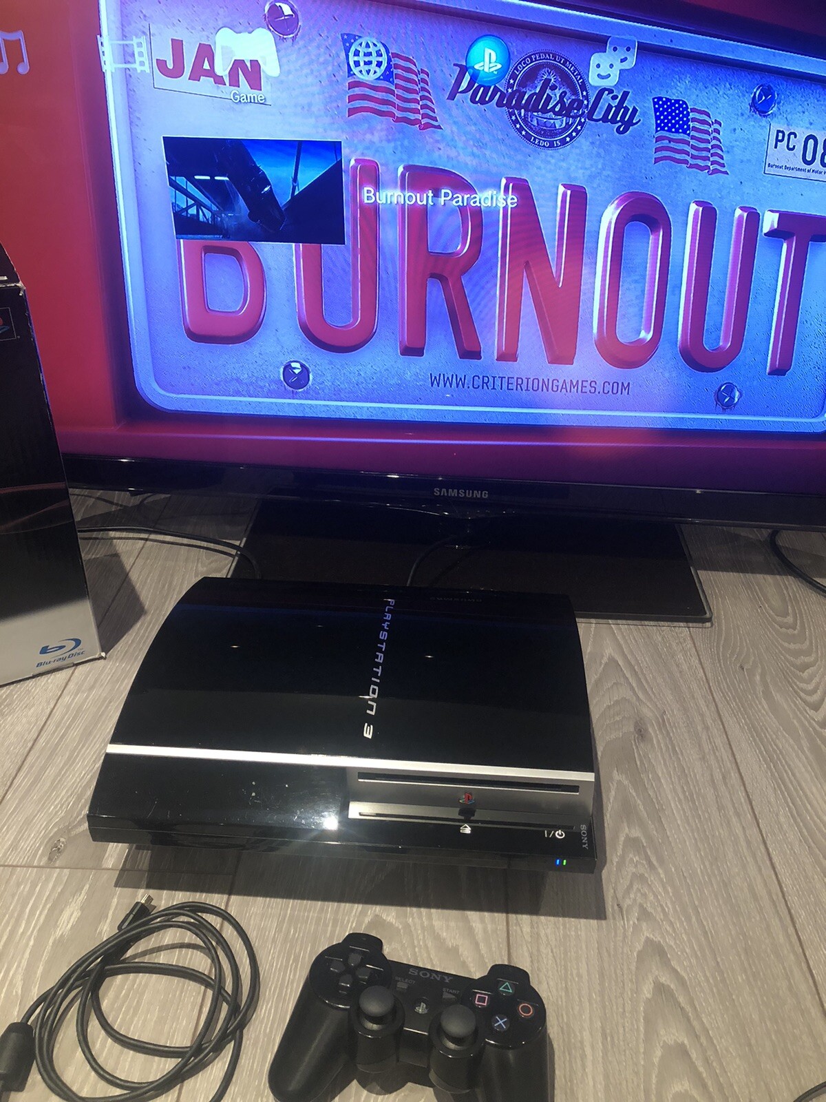 Sony Playstation 3 PS3 (CECHH01) 40GB Fat Console in Box, Complete