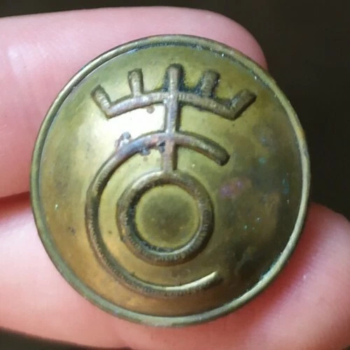 ANTIGUO BOTÓN DE CASA NOBLE NOBILIARIO O DE GANADERÍA A CLASIFICAR 25mm - Imagen 2 de 4