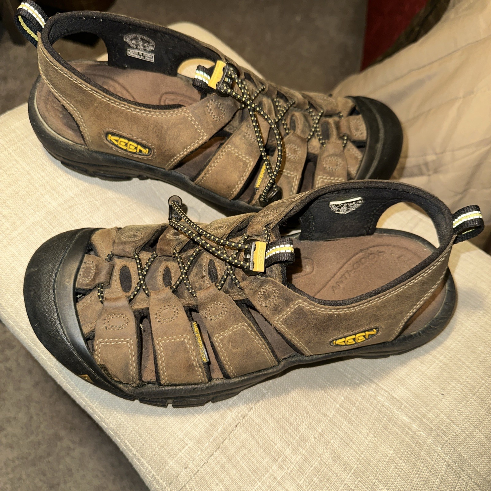 Sandali Keen Newport uomo taglia 9 marroni impermeabili escursionismo sport acquatici casual