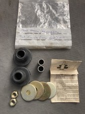 Rover SD1 Rear shock absorbers top fixing Kit.