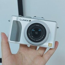 Panasonic Lumix Dmc-lx5 Digital Camera 10.1mp 3.8x Optical Zoom English White