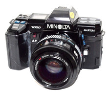 Minolta Maxxum 7000AF 35mm SLR Film Camera w/35-70mm Zoom Lens - Battery Tested