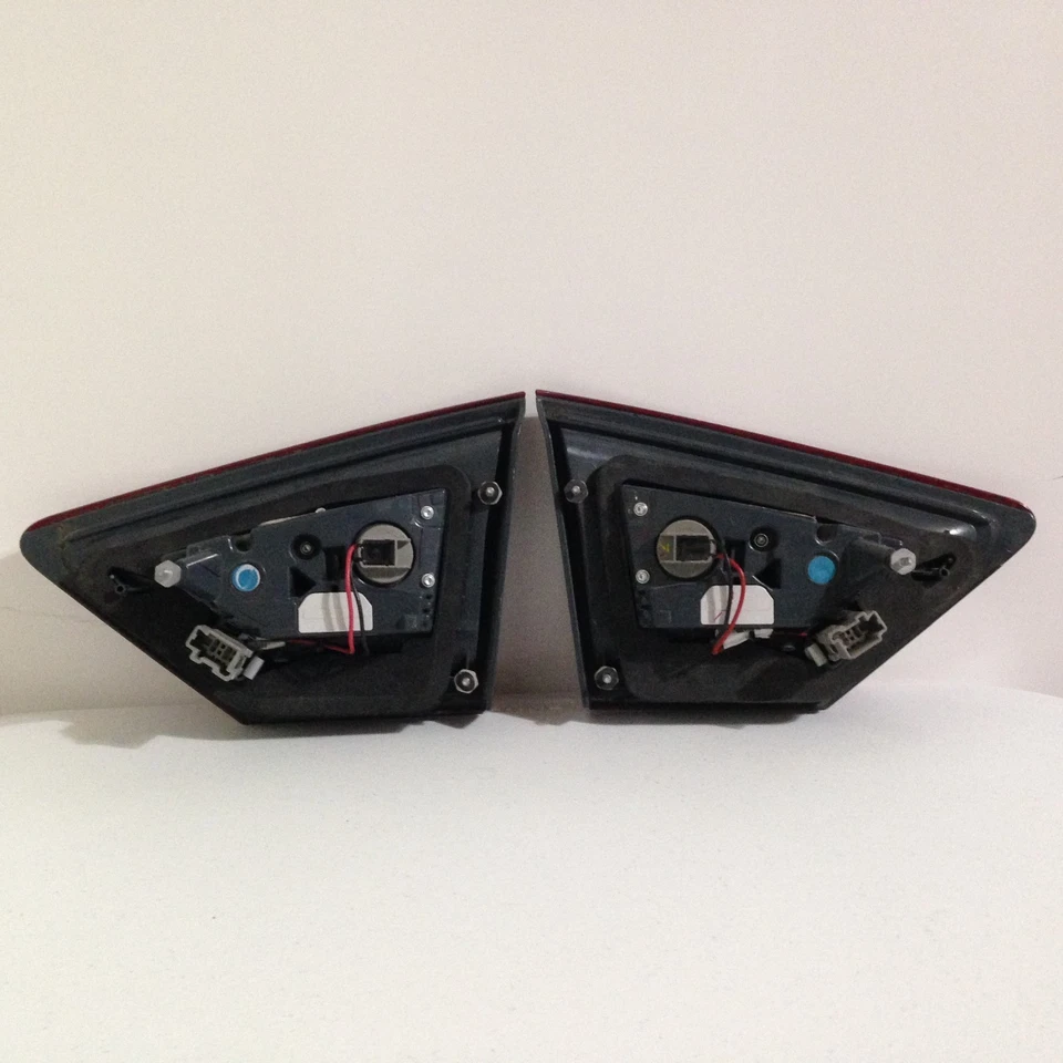 Ford Fusion 2013-2016 luces traseras interiores para conductor izquierdo + pasajero derecho OEM Foto 4 de 4