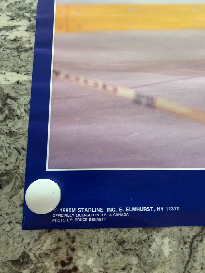 1990M Gary Leeman Toronto Maple Leafs NHL Hockey Star 22.5X34.5 Poster Starline - Image 3 of 4