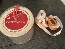 VINTAGE COSMOPOLITAN GINGER Shoes FOOTWEAR  Bonus items