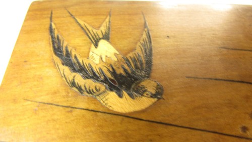 Beautiful Antique Sorrento Ware Small Wooden Marquetry Swallow Hairpin Box - Picture 3 of 6