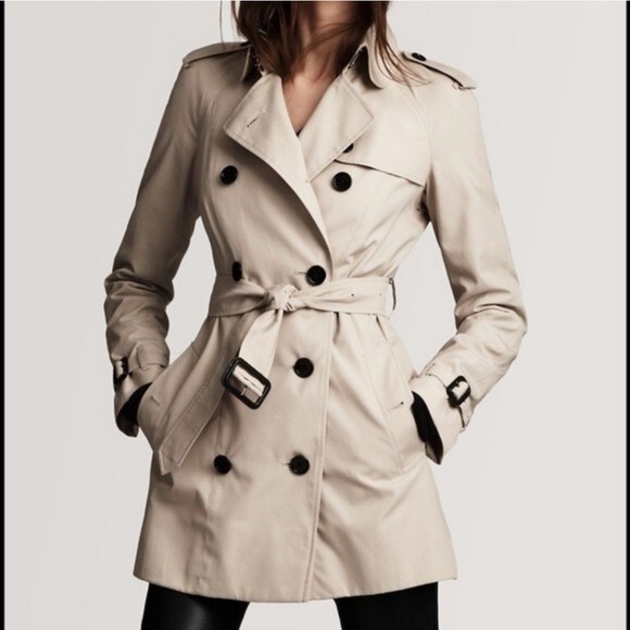 トレンチコート Burberry Classic Double-Breasted Trench Coat Burberry Classic Double-Breasted Trench Coat Size 4 | eBay