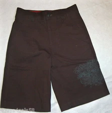 NO BOUNDARIES BERMUDA SHORTS Womens 28 BLACK 29x11 Graphic design