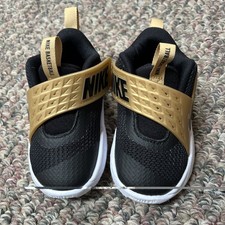 Nike Team Hustle D 12 Black & Gold Basketball Shoes Infant/Toddler Size 7C