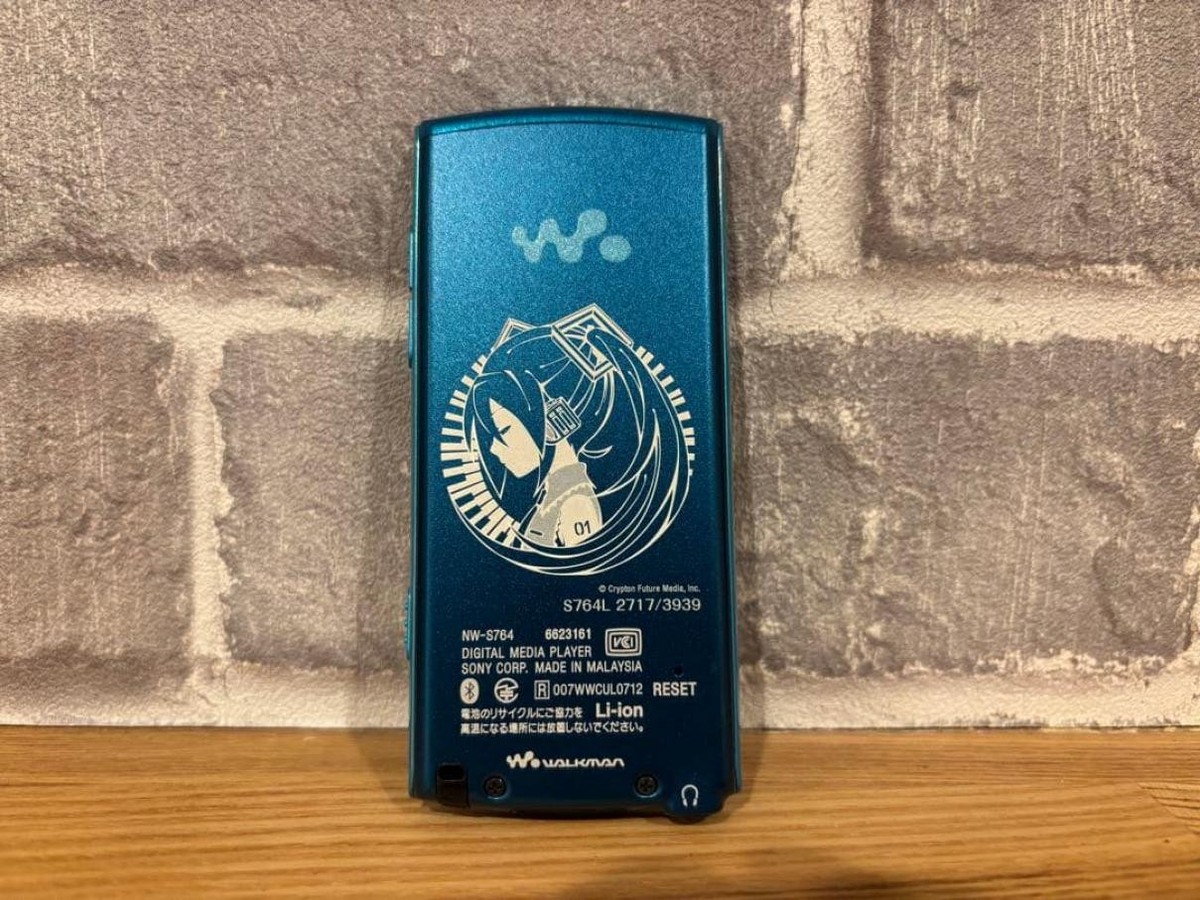 Sony NW-S764 8GB Hatsune Miku Walkman Audio Player With Neck Strap