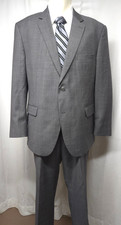 JOS A BANK Signature Suit Gray Windowpane 48 R Tailored Fit 100 wool