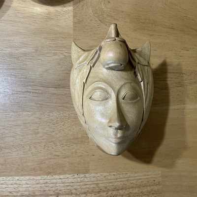 VTG. Hand-carved Balinese Wooden Mask Box/ Hibiscus Wood.9.5x5.5.