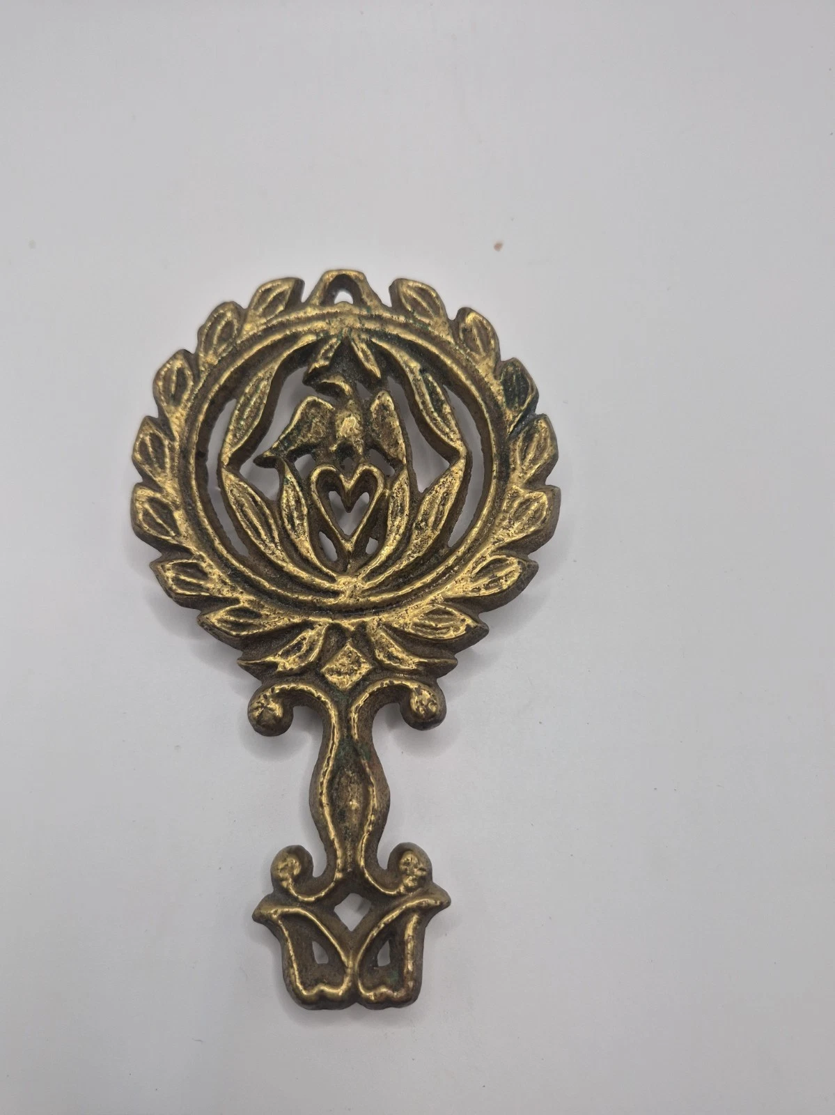 Vintage ‘92 Virginia Metal Crafters Brass Eagle Heart Trivet 9”T  6”W Marked image 1