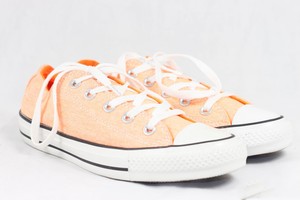 converse low naranja