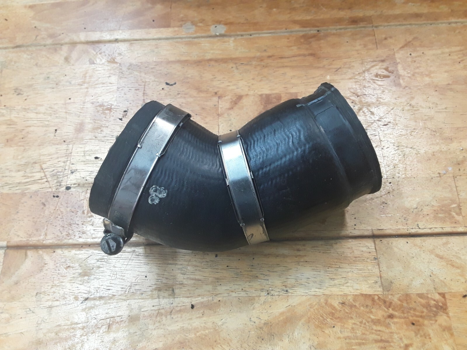 USED GENUINE VW Volkswagen Turbo Intercooler Pressure Tube Hose 