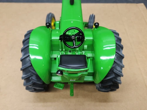 Prototipo tractor Ertl John Deere 850 diésel 1/16 2016 club de dos cilindros #16312A - Imagen 10 de 21