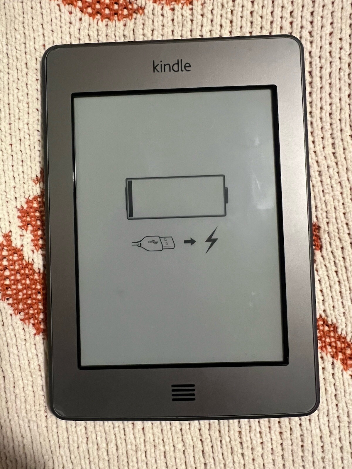 Amazon Kindle Touch 4th Gen 4GB Wi-Fi 6in E-Reader Silver-image