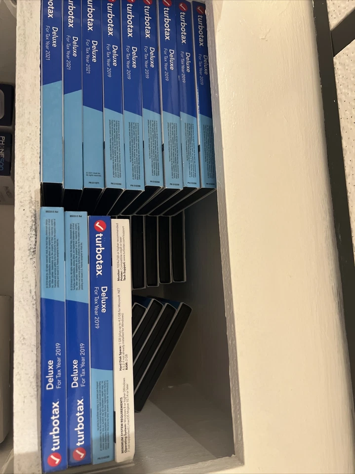 Intuit - TurboTax Basic Federal + Efile 2020 (1-User) “package Of 20 “ - Image 3 of 3