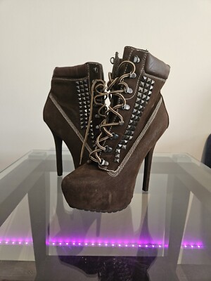 Dollhouse - 'Predator' Boots - Size 10 - Brown/Tan