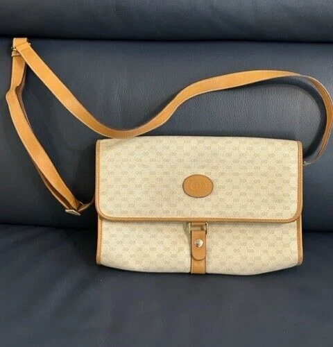 Borsa a tracolla Gucci autentica vintage GG panna marrone patta snap beige