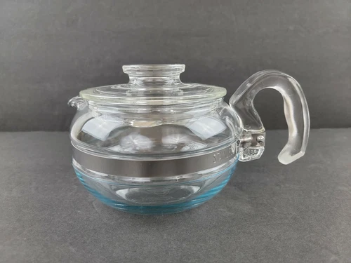 Vintage Pyrex 8446-B 6 Cup Coffee Teapot Glass & Stainless Flameware Blue Tint