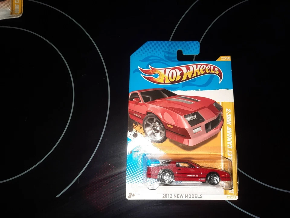 Chevrolet Camaro IROC-Z 2012 Hot Wheels 1985 22/247 (1) rojo (2) negro lote de 3 Foto 2 de 4