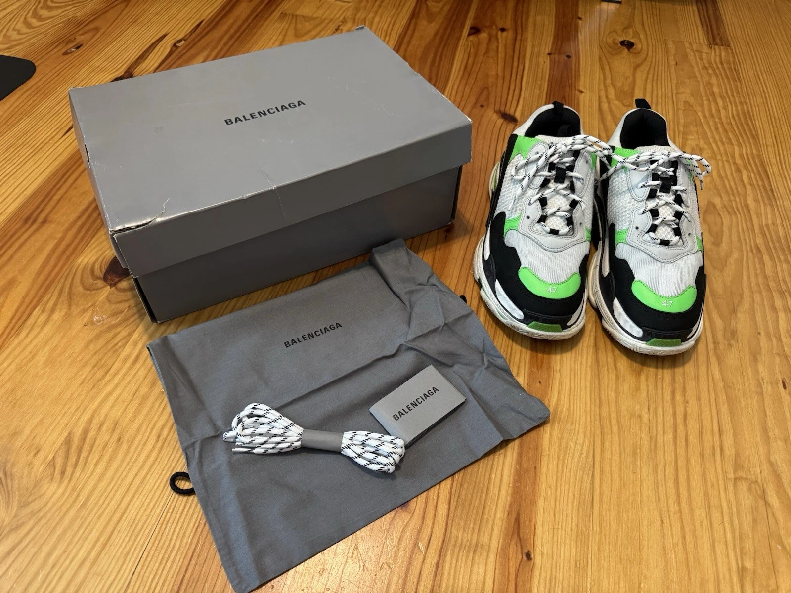 Sneaker US 14 EU 47 Balenciaga Triple S bianco verde fluo 536737 W09O6 9063