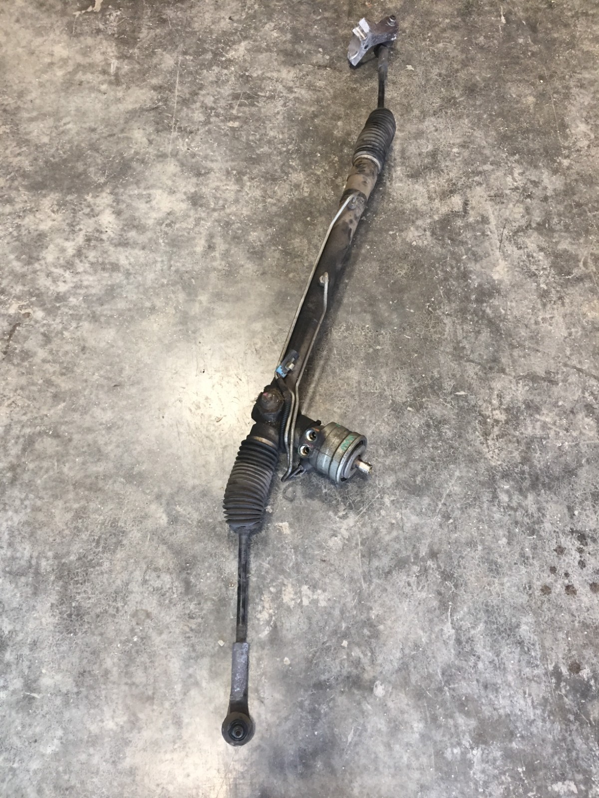 Chevrolet Corvette 2005-2013 Steering rack