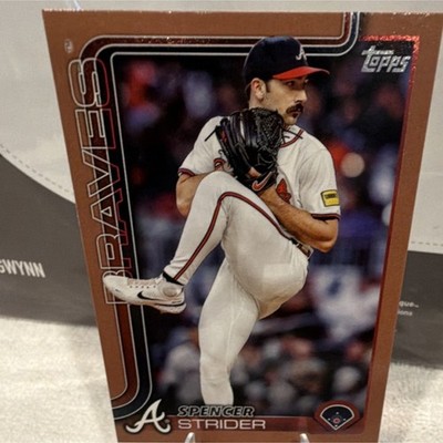Topps 2025 Series 2 Spencer Strider Gold Parallel #579 /2025 Atlanta Braves