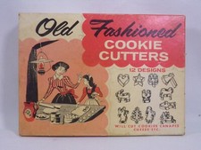 VINTAGE 12 DESIGNS OLD FASHIONED COOKIE CUTTERS