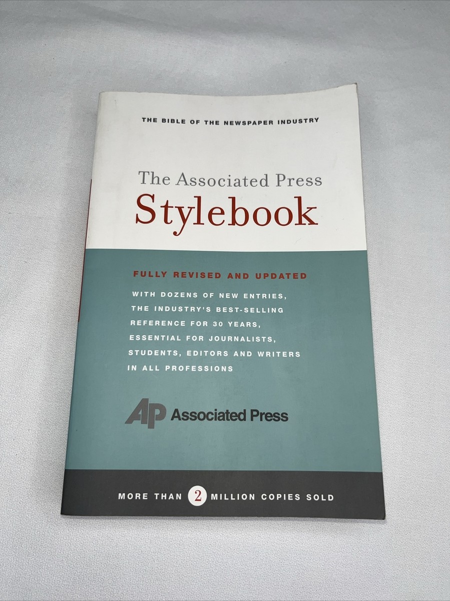 The Associated Press Stylebook 2004 洋書