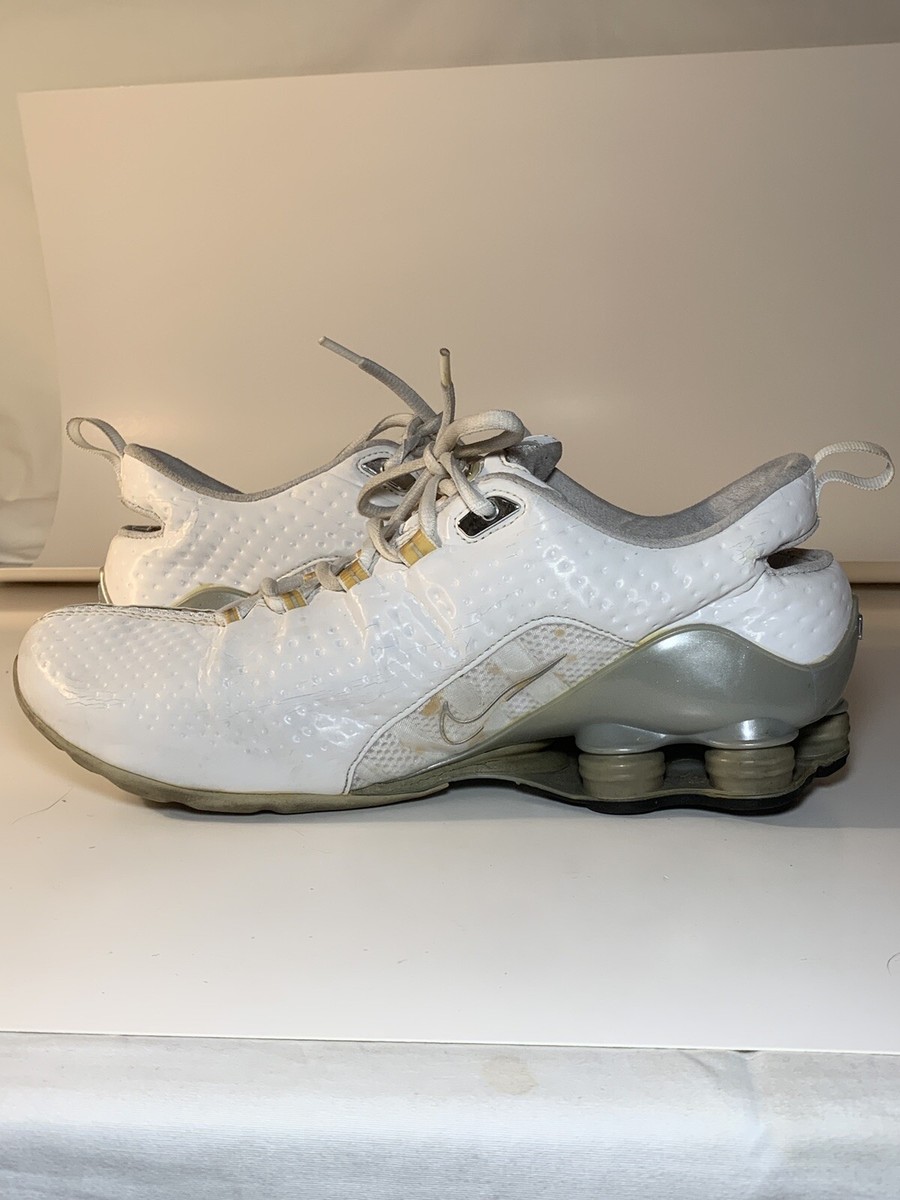 womens nike shox size 10