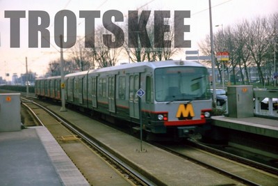 35mm Slide HOLLAND RET Rotterdam Metro Electric Railcar 5200 2000 Orig