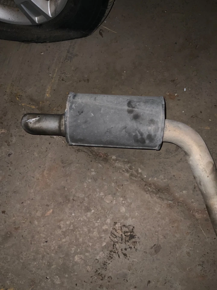 2015-2023 Dodge Charger Rwd 5.7L tubo de escape esquerdo e direito ponta de duto traseiro fabricante de equipamento original - Imagem 2 de 2