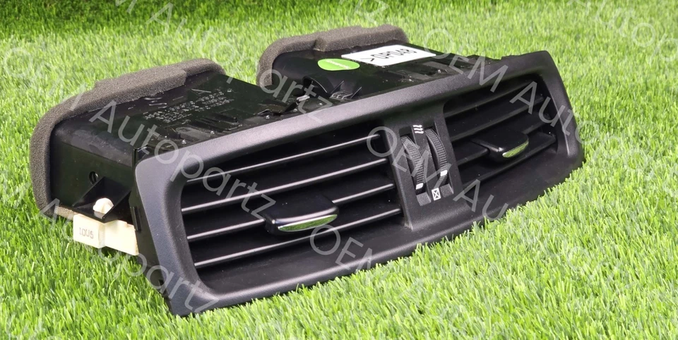 Panel de ventilación de aire acondicionado/calentador genuino Lexus IS250 IS350 09-2013 55670-53020 OEM usado Foto 2 de 4