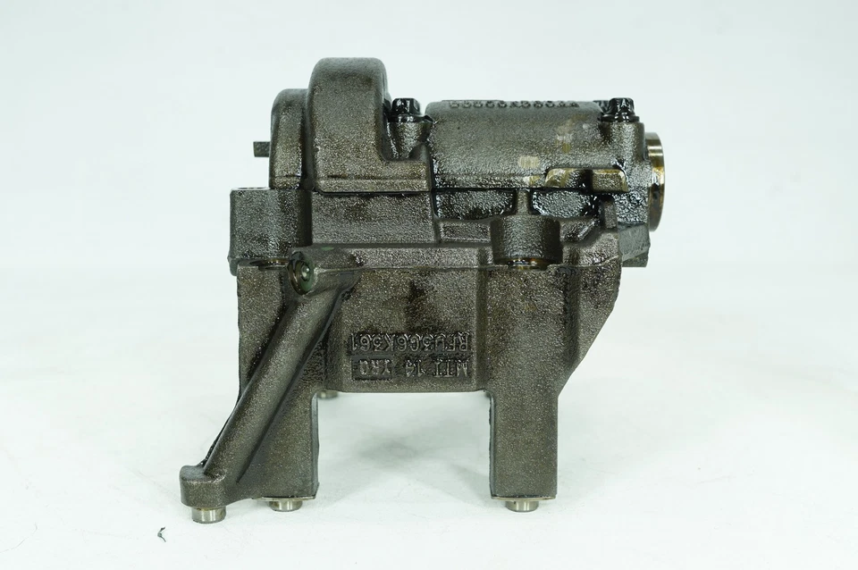 13-15 Jaguar XF 2.0L AT RWD OEM Petrol Oil Pump Balance Shaft - Image 3 of 4