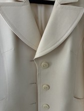 Long tailored coat/overcoat single breasted cream beige three bottom