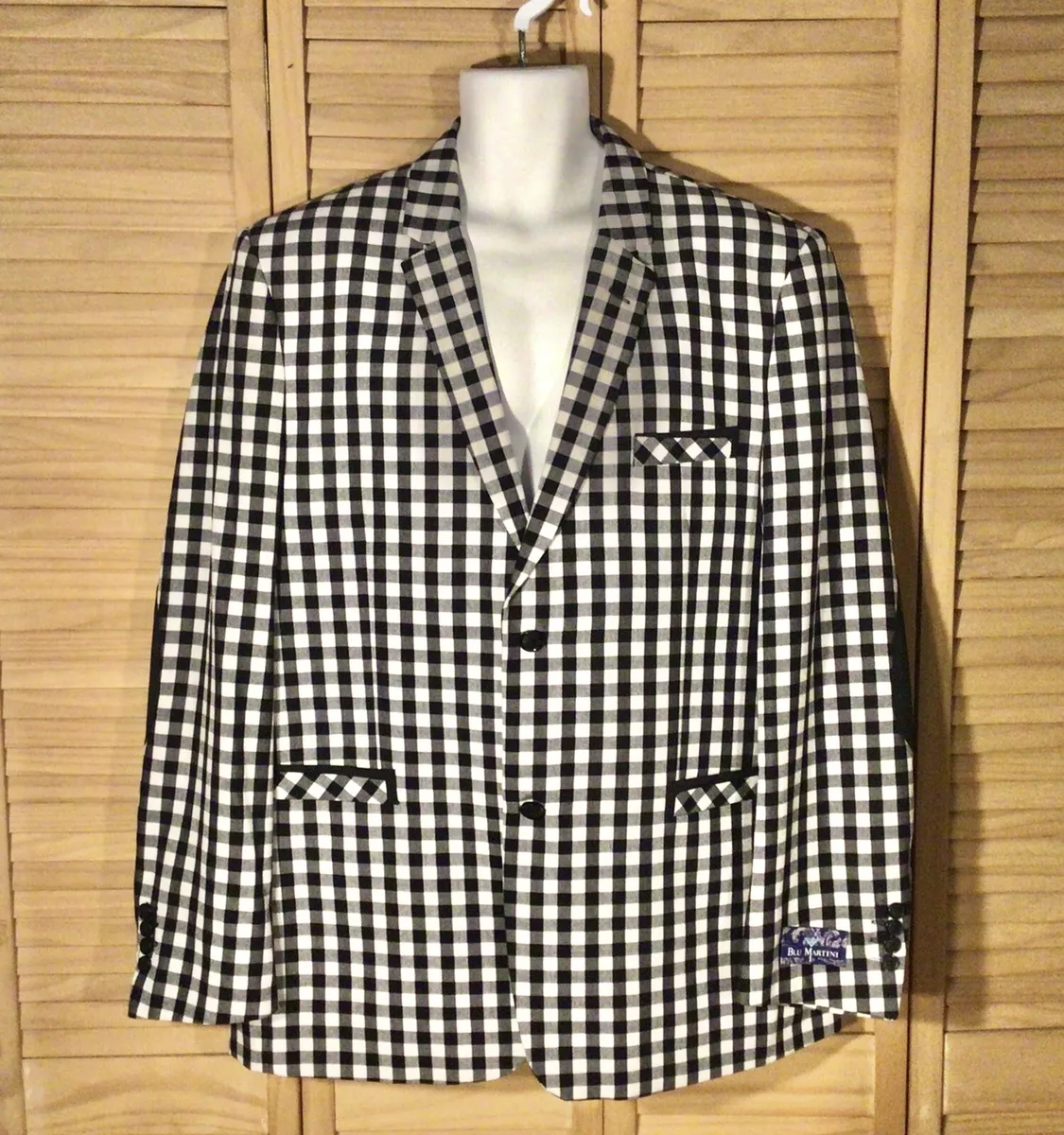 Black and white top checkered sport coat