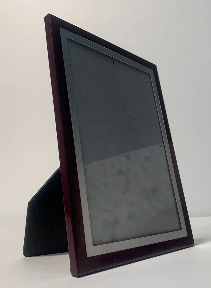 Marco de fotos de plástico delgado moderno rojo elegante granate 5x7 Foto 2 de 4