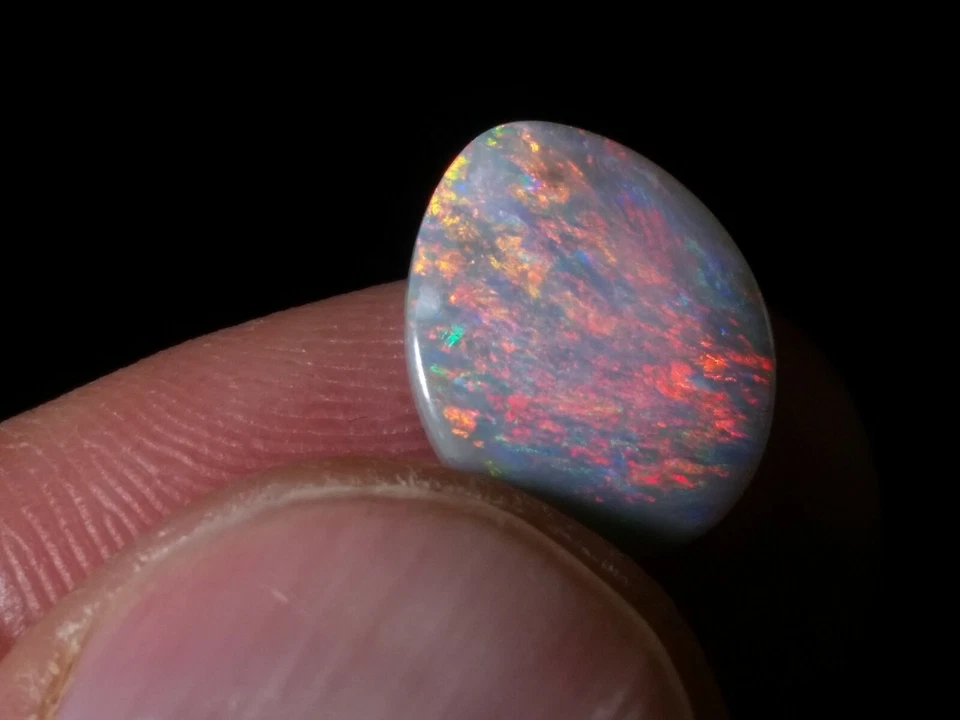 Ópalo Mintabie Australia Ópalo Rojo Semi Negro ¡Belleza! Foto 3 de 4