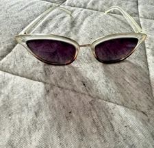 Prive Revaux The Jacklyn Gold 54 19 145