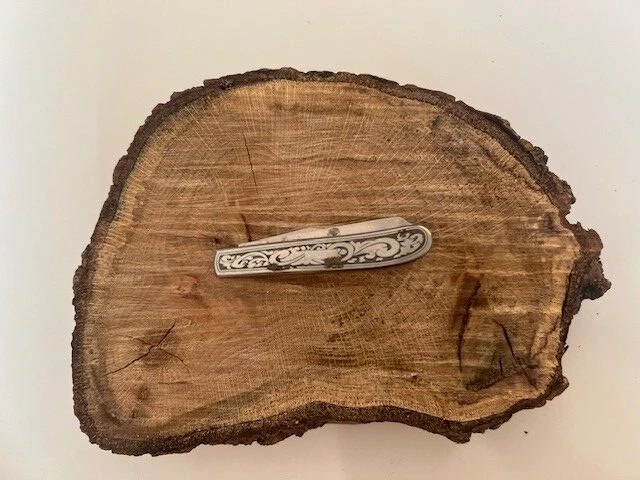 Rough Rider TRAPPER RR826 GRABADO Mango de Acero Inoxidable - Excelente Estado Foto 3 de 4